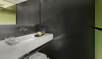 Park Plaza London Riverbank - Bathroom in Deluxe Rooms