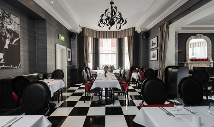 The Park International Hotel -