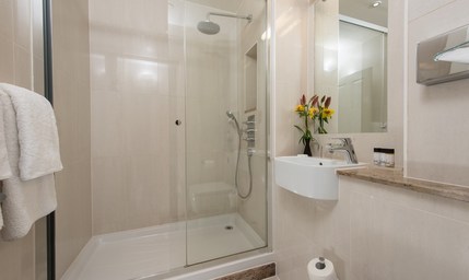 The Park International Hotel -