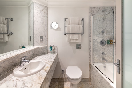 Radisson Blu Edwardian Grafton Hotel -