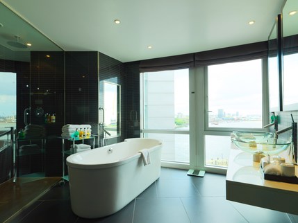 Radisson Blu Edwardian New Providence Wharf -